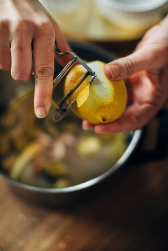 How to zest a lemon peeler
